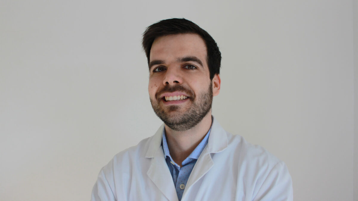 “Esgotado”, João deixou de ser médico: “Os que continuam no SNS, para mim, são heróis”