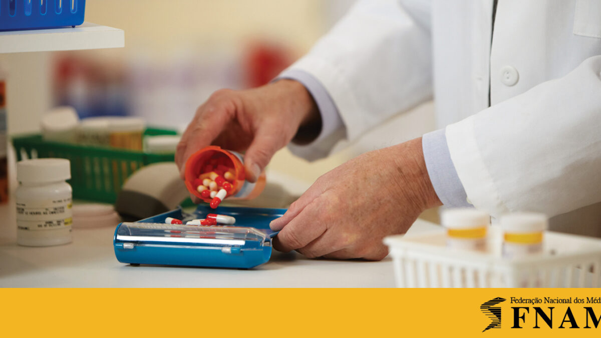 FNAM solidária com farmacêuticos em greve