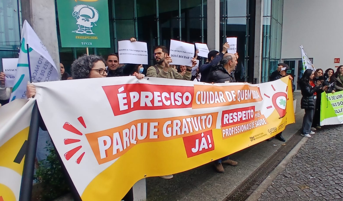 Profissionais de saúde em luta por estacionamento gratuito no Hospital de Braga
